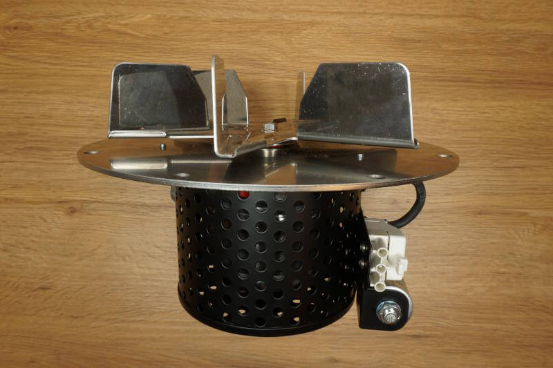 Abgasgebläse ein dreipoliger Stecker 210mm
