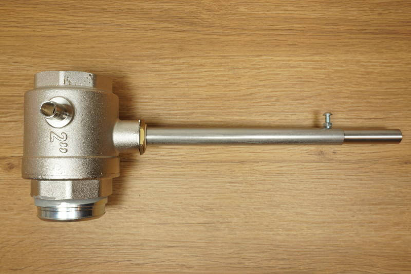 Kugelhahn mit Führung und Welle