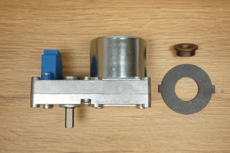 Schneckenmotor SMA mit Bronzelager und Zentrierplatte
