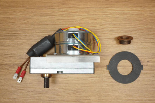 Schneckenmotor mit Bronzelager und Zentrierplatte